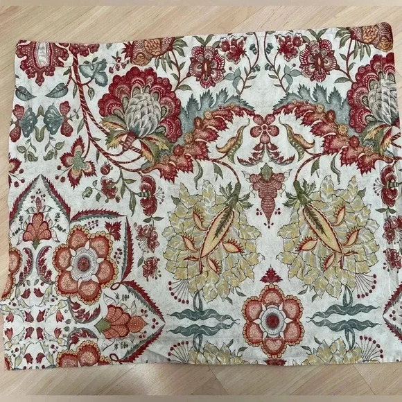 Pottery Barn Floral Duvet King With 2 Standard Shams- Red Blue Floral, EUC - Picture 3 of 12